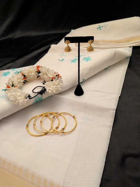 Kerala White Designer Saree – Teal Thread & Gold Border - Full Set