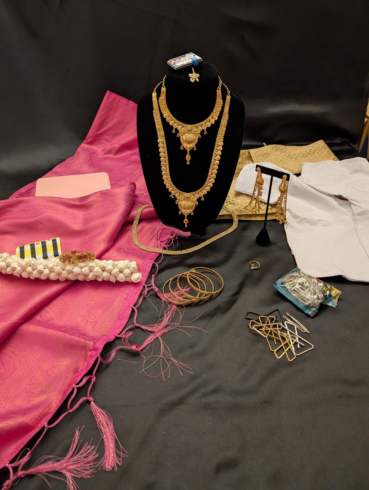 Pink Lightweight Designer Saree with Gold Designs – Full Set