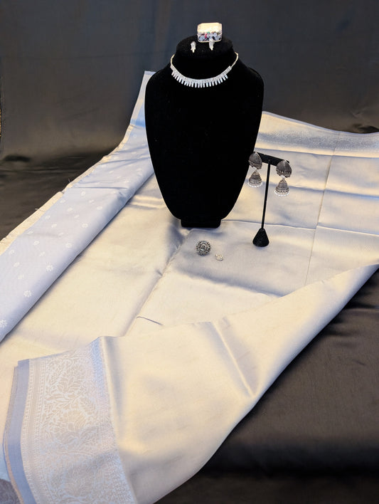 Silver Designer Saree – Full Set