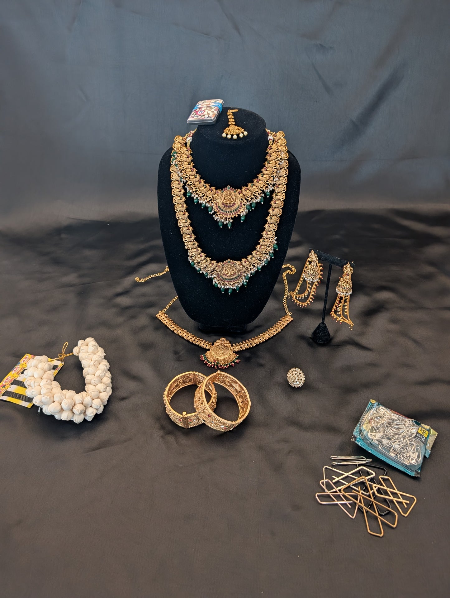 Pink & Teal Peacock Designer Saree with Silver-Gold Border – Full Set