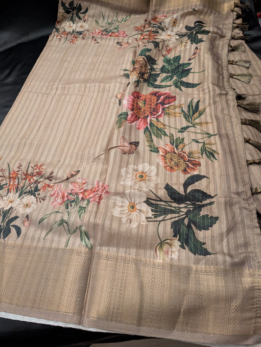 Beige Pink Designer Saree with Flora Print Desings– Full Set