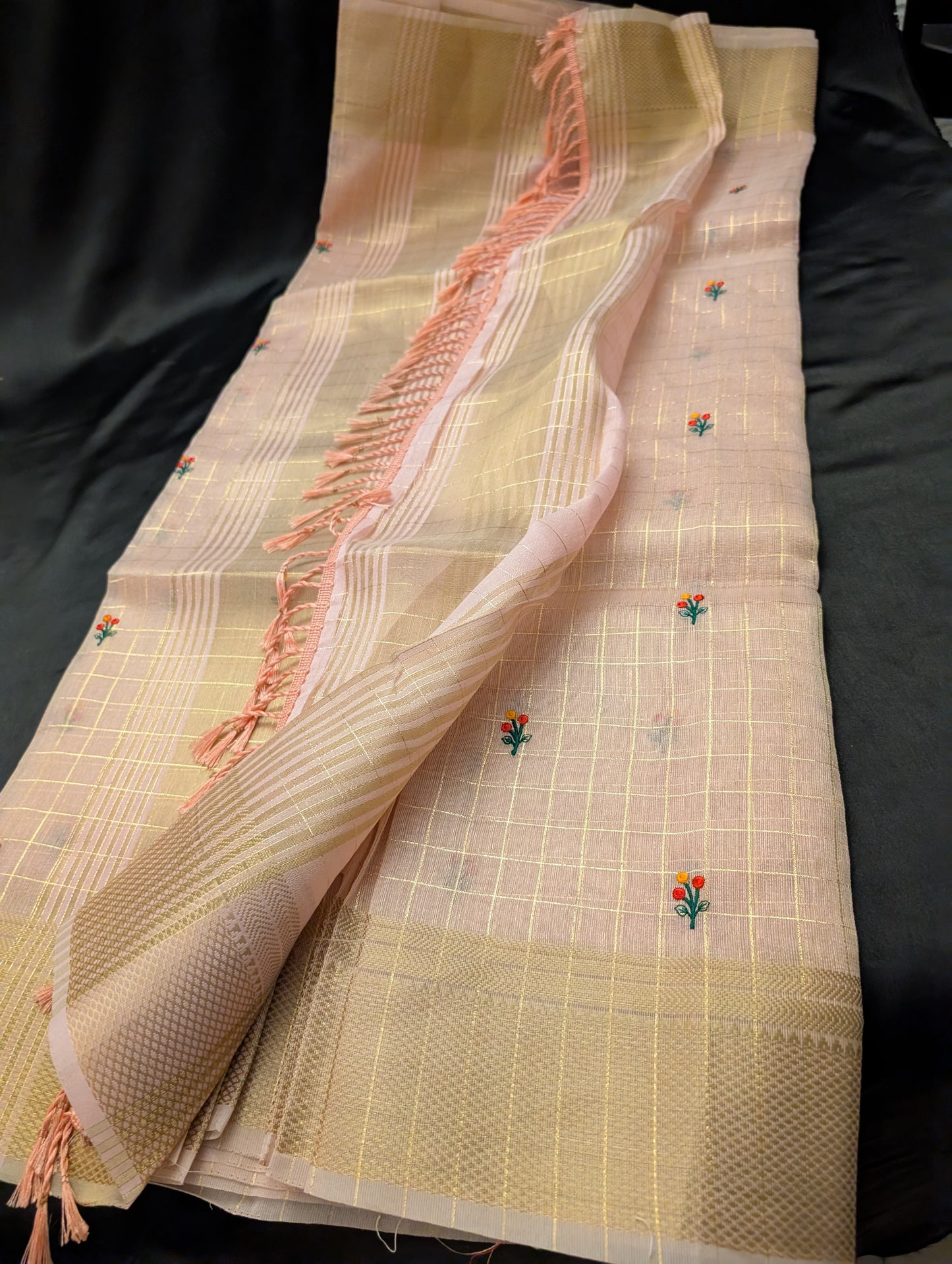 Pink Designer Saree – Gold Checkers & Floral Design - Full Set