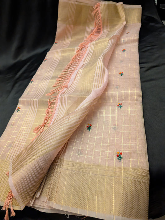 Pink Designer Saree – Gold Checkers & Floral Design - Full Set