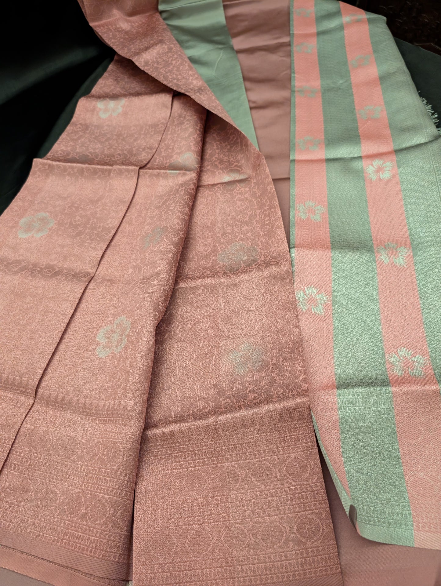 Pink & Silver Designer Saree with Silver Thread Work – Set